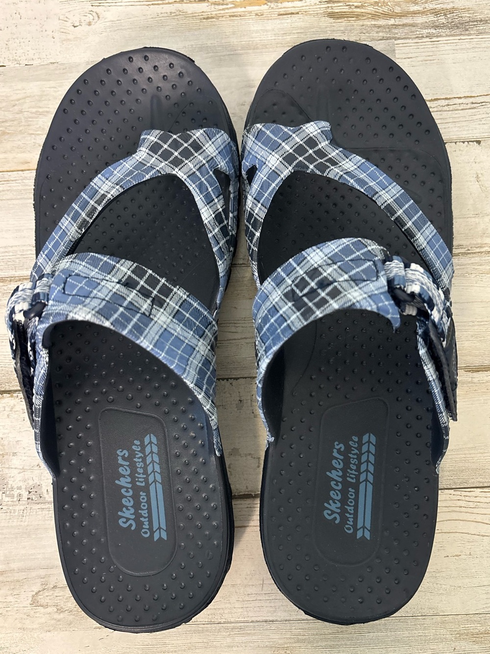 NWOT Skechers Foamies EVA Navy Plaid Water-Resistant Sandals Women’s Size 8 - Picture 5 of 8